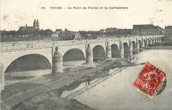 CPA Tours le Pont de Pierre et la Cathedrale