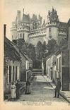 CPA Pierrefonds Rue Notre Dame et Le Chateau