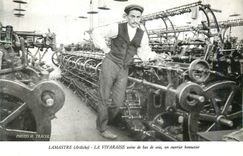REPRO Lamastre (Ardeche) La Vivaraise Usine de Bas de Soie un Ouvrier Bonnetier