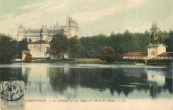 CPA Pierrefonds Le Chateau Les Bains et l'Hotel des Bains