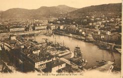 CPA Nice Vue Generale sur le Port