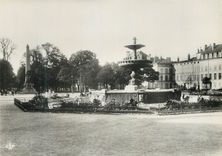 CPM Nancy 24 place carnot le jet d eau et le monument carnot