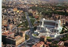 CPM Roma place venise et le colisee vue aerienne