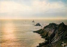 CPM La bretagne en couleurs mx 2758 soir d ete sur la pointe du raz