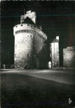 CPM 119 saint malo(l et v) le chateau le grand donjon illumine