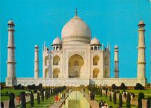 CPM Taj Mahal Agra Built in pure white marble by Emperor Shah Jahan as an immortal tribute to the memory of his beloved 