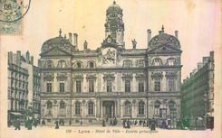 CPA Lyon Hotel de Ville Entree Principale