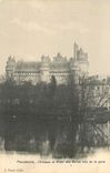 CPA Pierrefonds Chateau et Hotel des Bains vus de la Gare