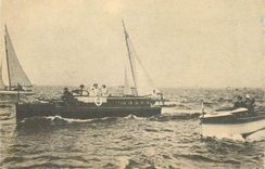 CPA Bateau Publicite Bronchoseptol Lauriat Avenue Foch La Garenne Colombes