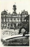 CPM 533 lyon place des terreaux hotel de ville et fontaine bartholdi