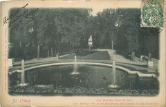 CPA St Cloud Les Grandes Eaux du Parc Les Bassins des Trois Bouillons 