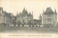CPA Beaupreau M et L Chateau du Bois du Coin Facade Principale 