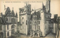 CPA Chateau de Pierrefonds La Chapelle et l Escalier d Honneur 