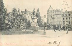 CPA Nancy La Statue et Place Thiers (carte 1900)
