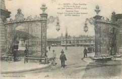CPA Nancy Place Stanislas Grilles en Fer Forge par Jean Lamour (XVIIe Siecle)