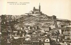 CPA Marseille Vue Generale sur N D de la Garde