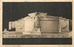 CPA Giraud Architecte a Epernay Le monument commemoratif Militaria