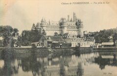 CPA Chateau de Pierrefonds Vue Prise du Lac