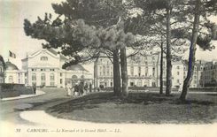 CPA Cabourg Le Kursaal et le Grand Hotel