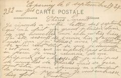 CPA Epernay (Marne) L'Hotel de Ville Monument aux Morts (1914 1918) Militaria