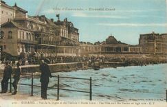 CPA Cote d'Emeraude Dinard Vue de la digue et des casinos a maree haute