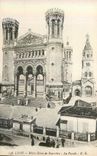 CPA Lyon Notre Dame de Fourviere La Facade