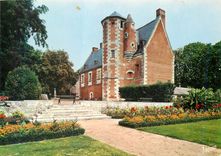 CPM les Environs de Tours (Indre et Loire) les Merveilles du Val de Loire