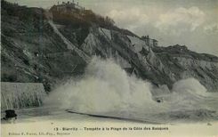 CPA Biarritz Tempete a la Plage de la Cote des Basques