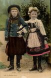 Folklore - Costumes - fantaisie - Enfants - En revenant des Noces - CPA 
