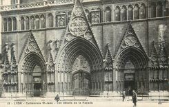 CPA Lyon Cathedrale St Jean Les Details de la Facade