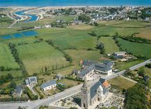 CPM La France vue du ciel Quineville (Manche)vue generale aerienne