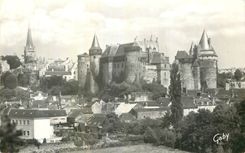 CPM Vitre le Chateau Feodale du XIVe Siecles vu des Tertres Noires
