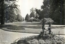CPM Tours (Indre et Loire)Jardin Boranique