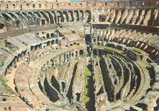 CPM Roma interieur du Colisee (Detail)