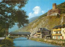 CPM Martigny pont couvert et chateau de la Batiaz