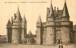 CPA Vitre (I et V)Le Chateau La Tour St Laurent et le Chatelet