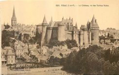 CPA Vitre (I et V)Le Chateau vu des Tertres Noirs