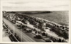 Le Havre - La Plage et L'entree du Port et vues du Casino - CPA 
