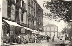 Saint Nazaire - the street Thiers in its bordering part in the Place of the Station - Hotel Thoby - Restauran - CPA