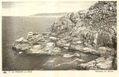 CPA La Pointe du Raz Rochers du Moine 