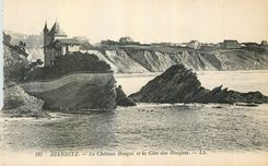 CPA Biarritz Le Chateau Basque et la Cote des Basques 