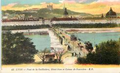 CPA Lyon Pont de la Guillotiere Hotel Dieu et Coteau de Fourviere  Tramway