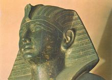 CPM Museo Egizio di Torino Statua in granito del re Thutmose III Part (1490 1436 a C)