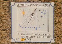 CPM Hautes Alpes Saint Veran Le plus haut village d'Europe Le cadran solaire de l'eglise Images de France