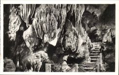 Caves of Saint Cezaire close Fatty CPA draperies