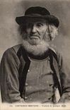 CPA Folklore Breton Costumes Old man of Quimper TOP