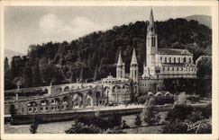 Lourdes CPA the basilica and the martyrdom