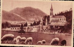 Lourdes CPA the basilica and the peak of Jer (sheep)