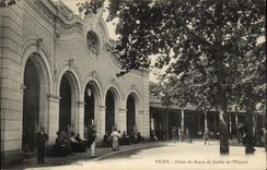 Vichy CPA Palate of the rest of the ajrdin of the hospital