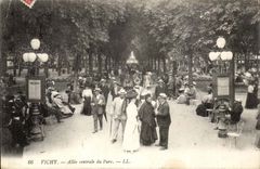 Vichy CPA central Ale of the park